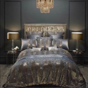 Kylie Monique Kila duvet set